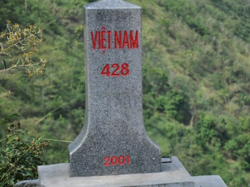Du lịch Đồng Văn - Cột mốc 428