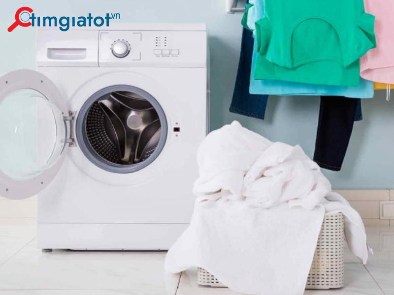 Mua máy giặt là một quyết định quan trọng cho việc giặt đồ hàng ngày của gia đình.