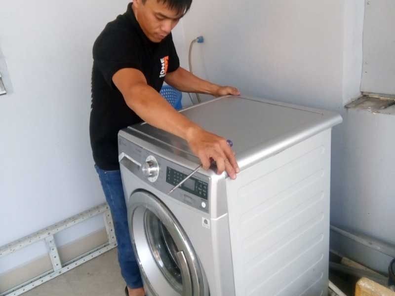 Kiểm tra công tắc chống rung của máy giặt 