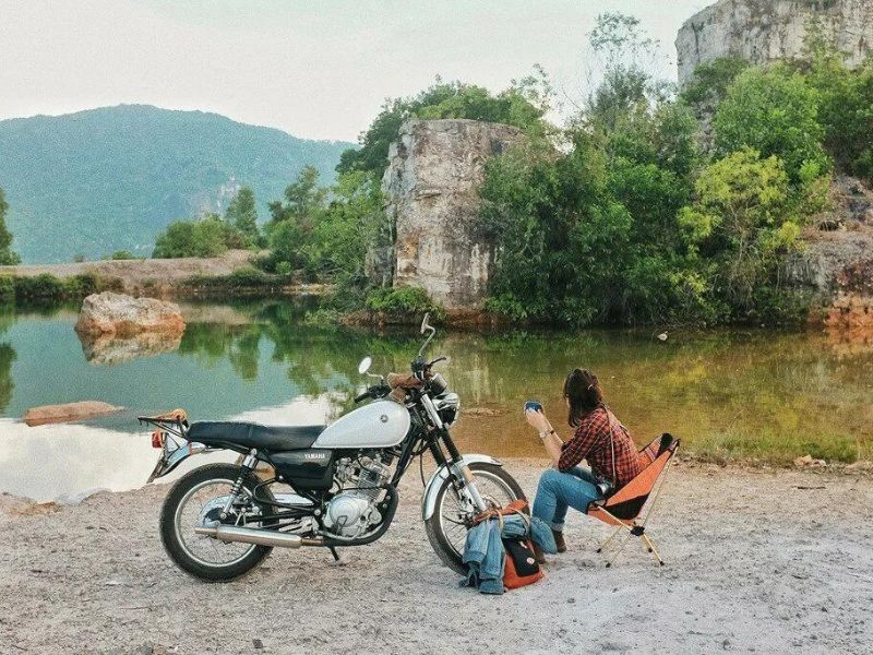 cắm trại bằng xe máy