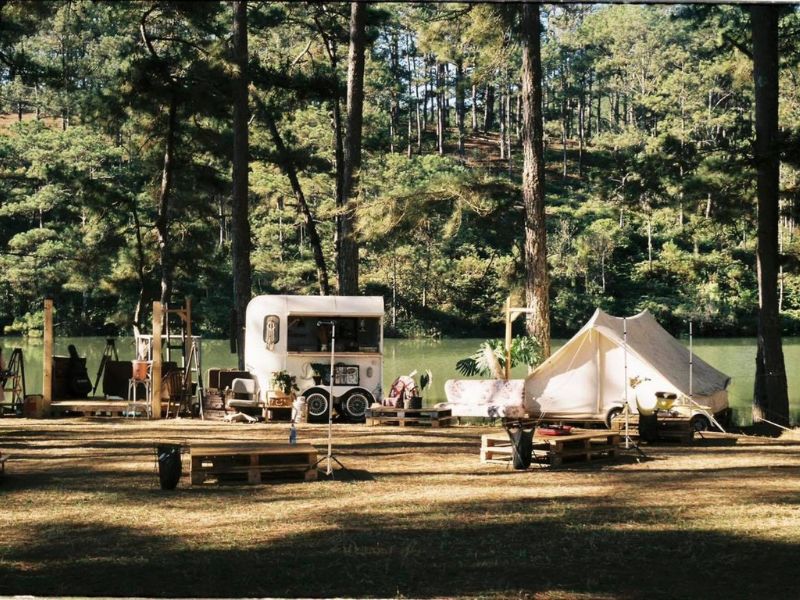 phân biệt camping và glamping